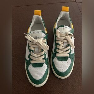 Oncept sneakers